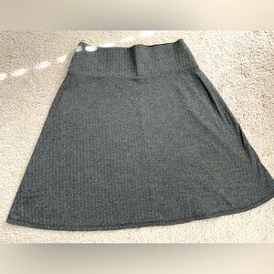 Apt 9 Skirt Gray Womens Sz Small Flared Dark Academia Minimalist Teacher School